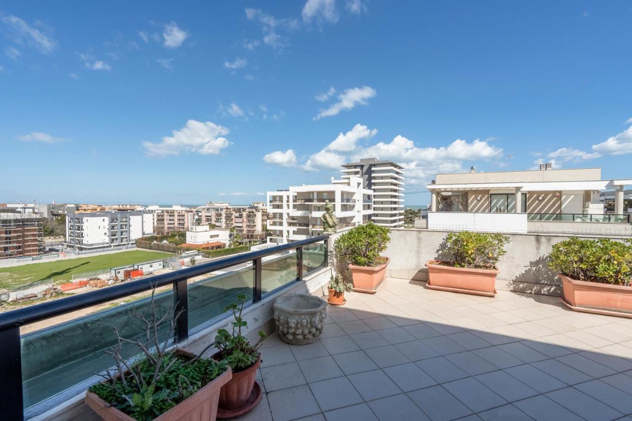 Grazia Attic Apartment With Terrace Trani Extérieur photo