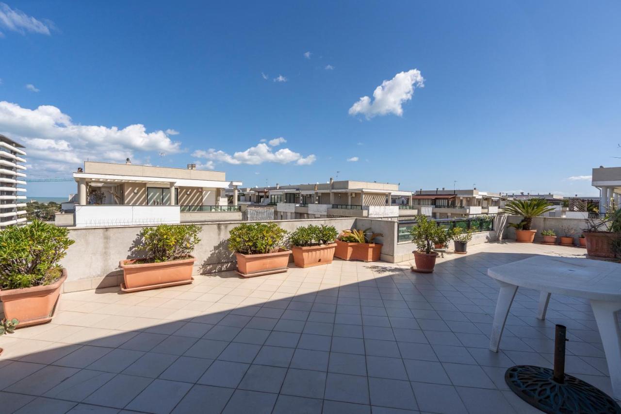 Grazia Attic Apartment With Terrace Trani Extérieur photo