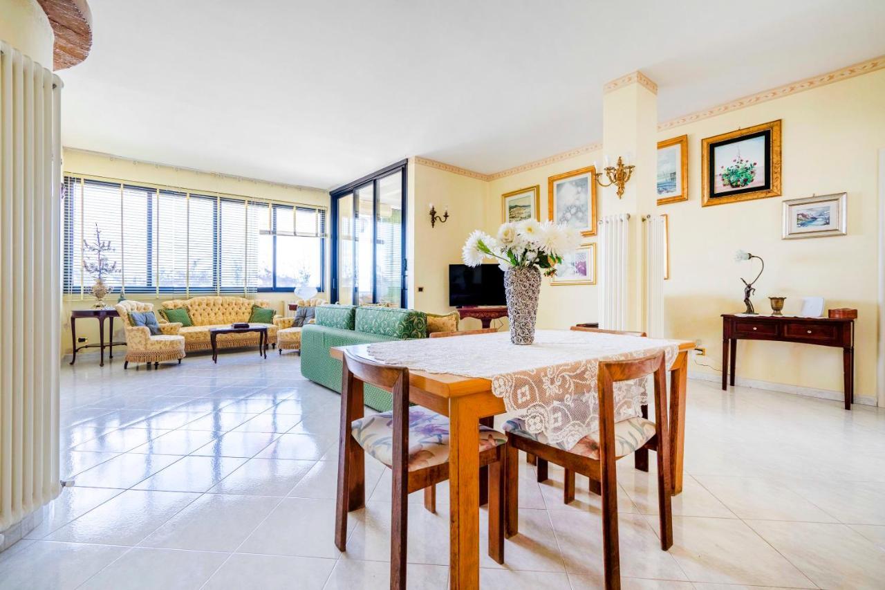 Grazia Attic Apartment With Terrace Trani Extérieur photo